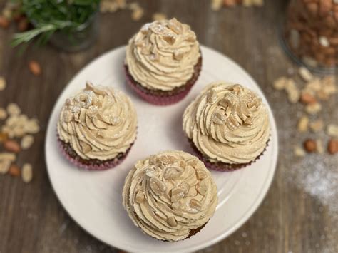 Best Peanut Butter Cream Cheese Frosting Recipe - Stay at Home Mum