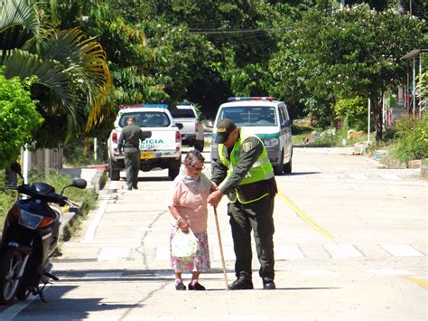 Coronel Oscar Fernando Daza Su Rez On Twitter Ayudar Al Que Lo