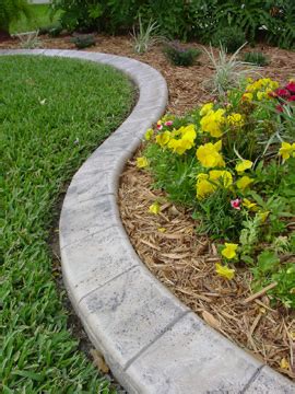 Garden Edging Supplies: Determining the Type of Garden Edging to Use