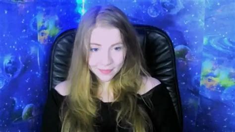 Lovely Bobs Stripchat Live Sex Cam Eemates