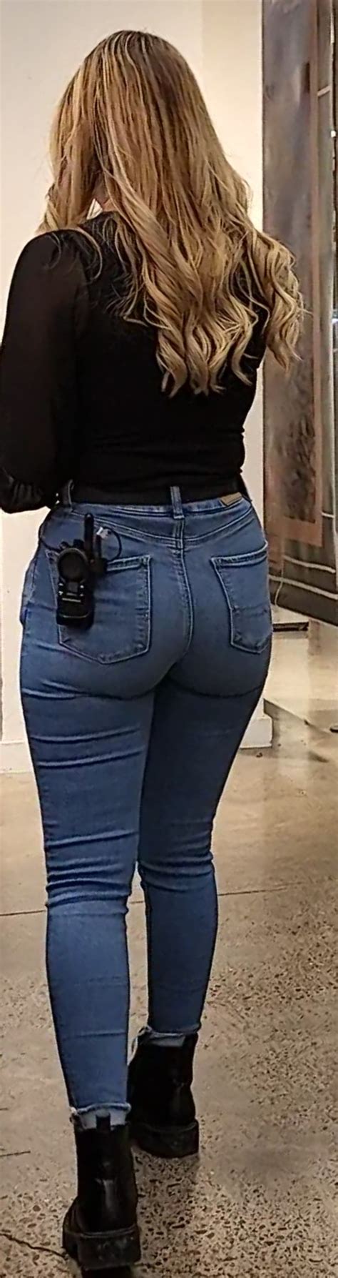 Bubble Butt Blonde In Tight Jeans Tight Jeans Forum