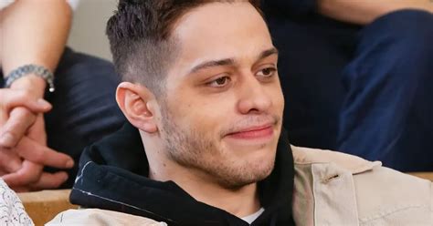 How Tall Is Pete Davidson Who Is His Girlfriend