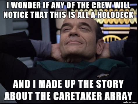 Star Trek: 16 Memes That Show Voyager Makes No Sense