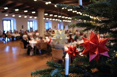 Kartenverkauf für Seniorenweihnachtsfeiern startet