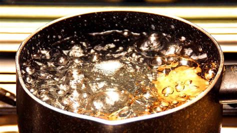 Спростовано головний міф про шкоду двічі кип'яченої води