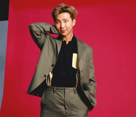 Pin By 𝘁𝗲𝗿𝗿𝘆 On ʙᴀɴɢᴛᴀɴ ʙᴏʏs Kim Namjoon Namjoon Bangtan