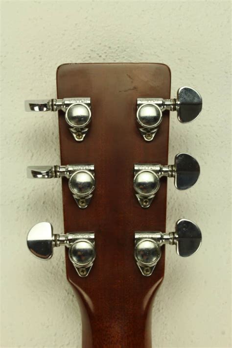 Martin D-35 1975 - Vintage Guitar World