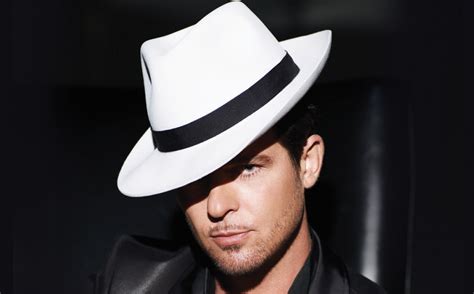 Robin Thicke Video Blurred Lines Nude Version