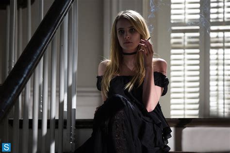 3000x2000 Emma Roberts, HD Wallpaper | Rare Gallery