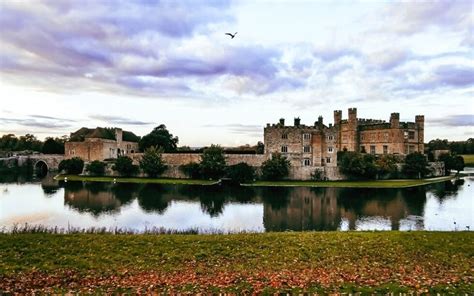 Visiting Leeds Castle: The Loveliest Castle In The World