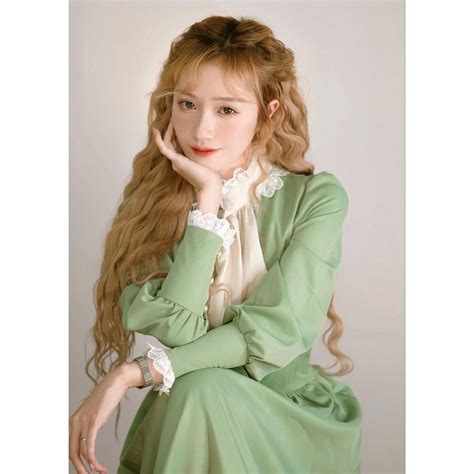 Hot Tiktoker sở hữu 14M follower được nhóm nhạc BTS để ý cho biết chỉ muốn là người bình thường