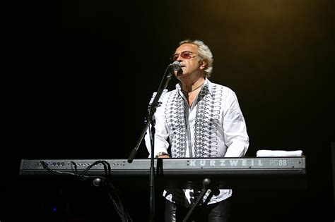 Complete List Of Foreigner Band Members - ClassicRockHistory.com