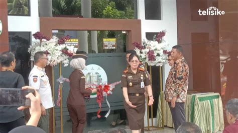 Telan Anggaran Rp 2 7 Miliar Renovasi Kantor Kejari Kendari Diresmikan