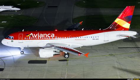 Pr Avc Avianca Brasil Airbus A At Rio De Janeiro Santos Dumont