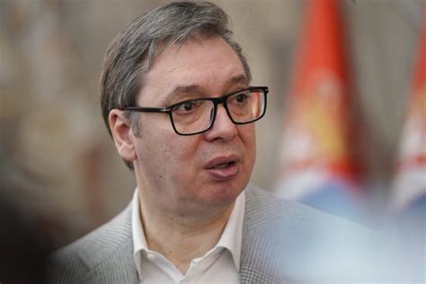 HVALA DIVNIM LJUDIMA NA PODRŠCI I POMOĆI Vučić u kol centru