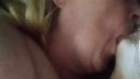 Neugierige MILF betrügt ihren Ehemann xHamster