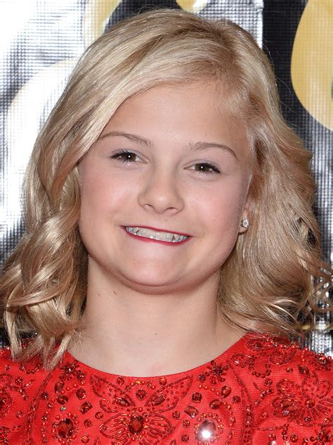 Darci Lynne Farmer Pictures - Rotten Tomatoes