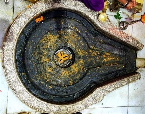 Trimbakeshwar Jyotirlinga - a unique owner of Nassak Diamond