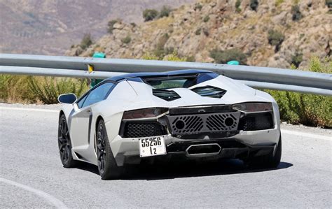 Lamborghini Aventador Gets Chrome Red Wrap - autoevolution