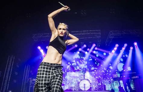 Gwen Stefani The Blonde Devil AFFASHIONATE