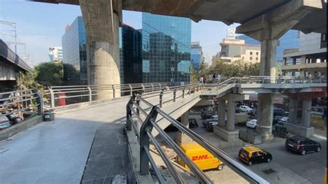 Mumbai Fob Connecting Two Important Metro Lines Completed In Record