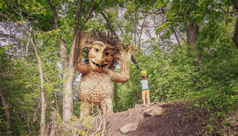 Thomas Dambo makes giant trolls from trash, hides them with clues - The ...