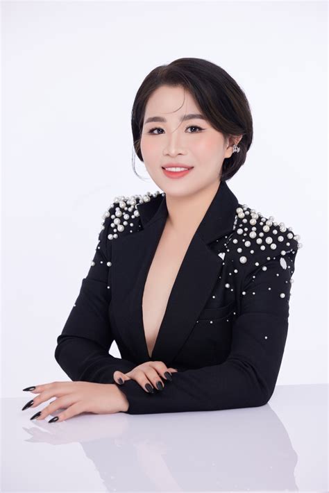 Julia fashion Shop