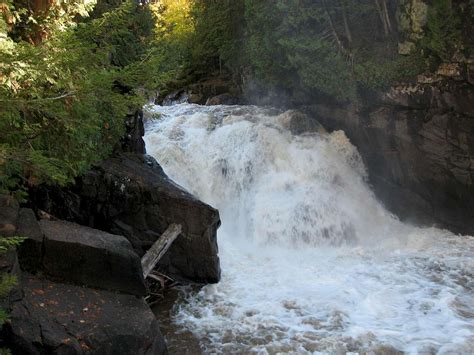 Sturgeon River Gorge : Photos, Diagrams & Topos : SummitPost