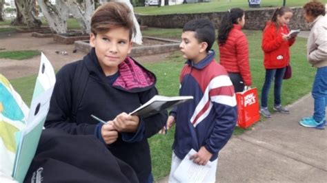 Los Alumnos De La Escuela Bernardino Rivadavia En La Previa Del