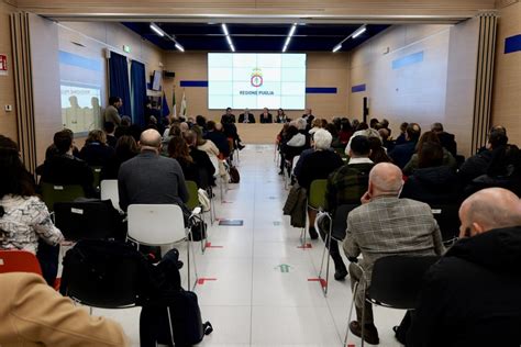 Modugno Il Presidente Emiliano Incontra In Fiera Del Levante La