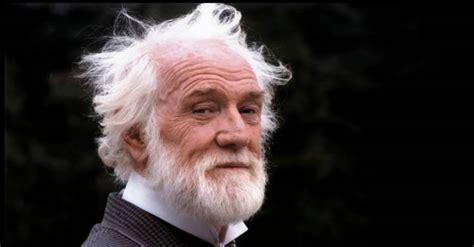 Dumbledore Actor Richard Harris Son Once Found Him Face Down In Pound Of Coke Like Scarface Scene