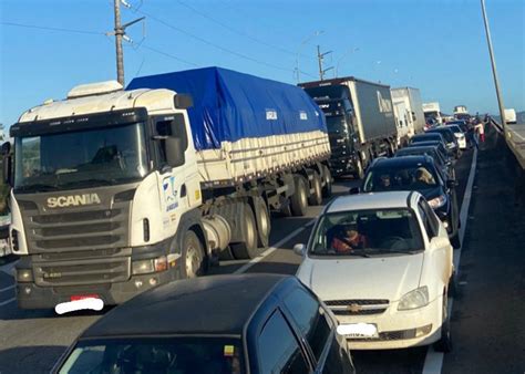 Tráfego na BR 101 no Morro dos Cavalos é totalmente liberado