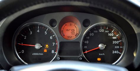 Датчик ABS. На улице весна, а на панельке гирлянда. — Nissan X-Trail II ...