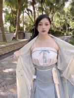 Hai em lesbian xinh gái mê cổ trang và thích BDSM Full Clip Hot Tổng hợp full clip hot nhất