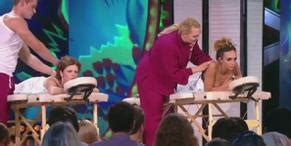 COMEDY WOMAN NUDE SCENES AZNude