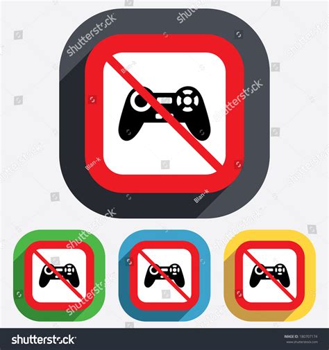 Categor A Do Not Play Online Games De Im Genes Fotos De Stock E