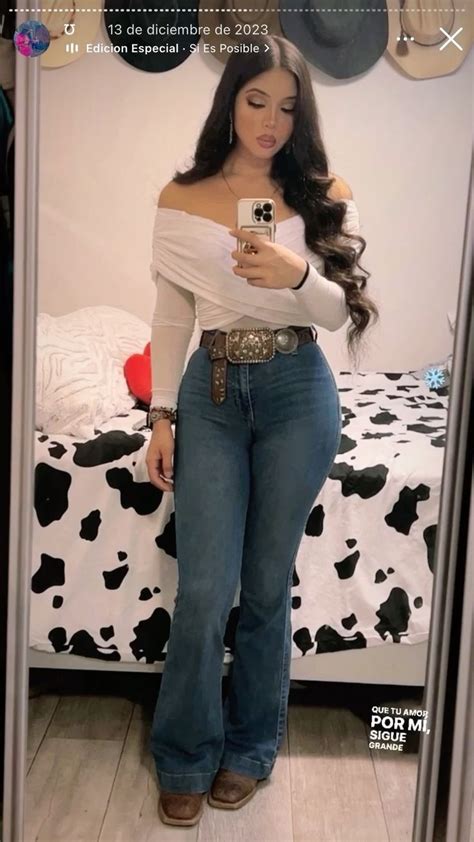 Pin By Maria Jose On Mis Xv In Latina Fashion Outfits Vaquera Outfit Western Outfits Women