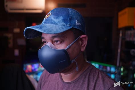 LG Puricare Mask (Ocean Black) with Voice On Review