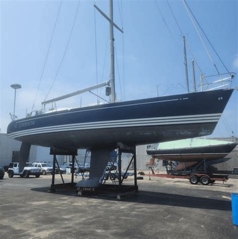 Boats – Larsen Marine Yacht Sales