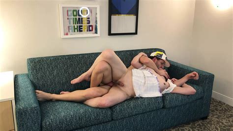 SEHR SEXY Zierliche Trans Studentin Hardcore Auf Dem Sofa Gefickt XHamster