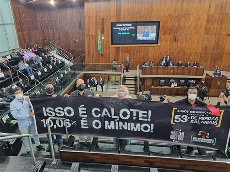 Servidores Pressionam Deputados Gaúchos Contra Reajuste Política