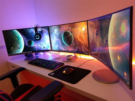 10 Best Curved Gaming Monitors You Can Buy - Geekflare 