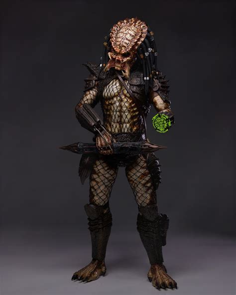 Hot Toys MMS173 Predator 2 1 6th Scale City Hunter Predator Collectible Figure Page 296