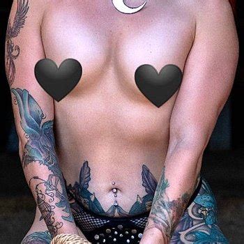 Get Amber Phoenix Free Stripping And Nude Links At FreeOnes