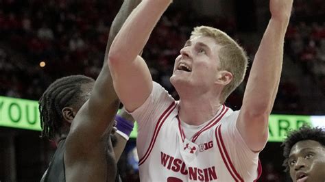 Predictions for UW Madison acceptance rate out of state next year 31