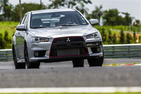 Mitsubishi Lancer Evolution X Specs & Photos - autoevolution