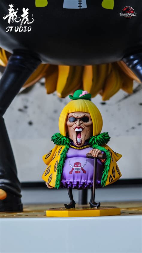 Edward Weevil & MISS Bakkin by Long Hu Studio