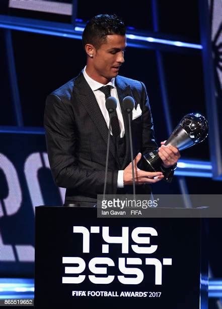 Ronaldo Fifa Best Mens Player Award Photos and Premium High Res ...