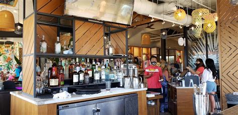 Tommy Bahama Marlin Bar Store Lahaina HI 96761 Menu Reviews