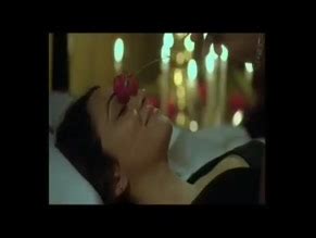 NAUHEED CYRUSI Nude AZNude